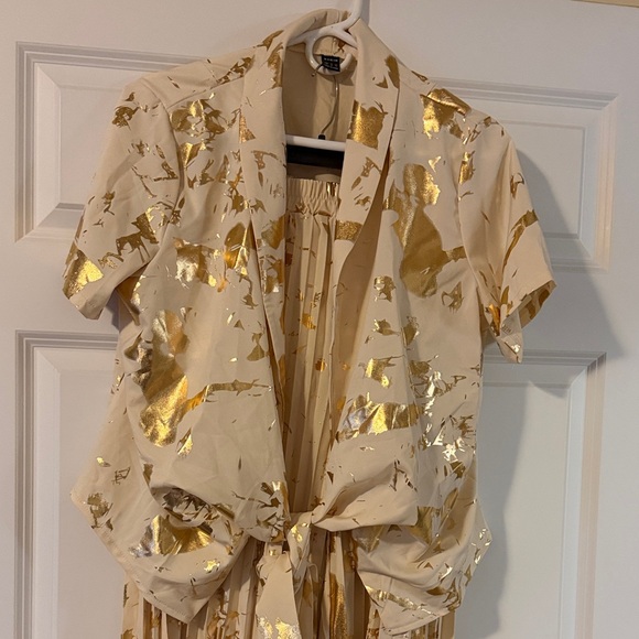 SHEIN Dresses & Skirts - SHEIN Cream and Gold High Low Dress